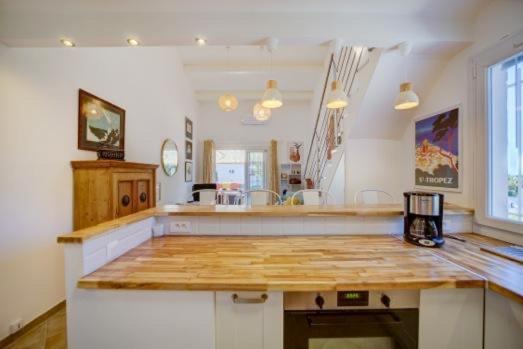 Tres Bel Appartement Climatise Terrasse Et Vue Mer 邦多勒 外观 照片